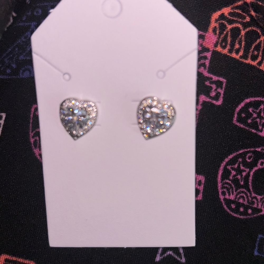 Halle Joy Collection Earrings Crystal Hearts